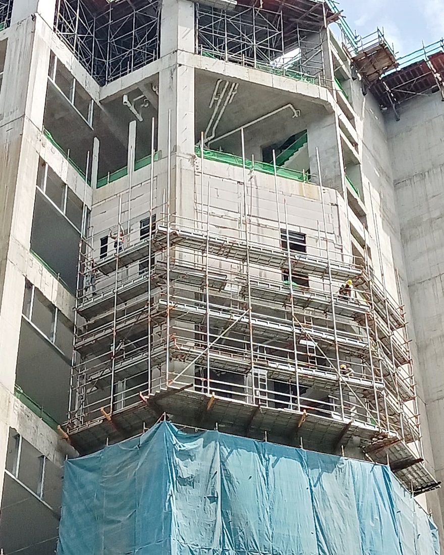 Industrial Scaffolding, Tower Scaffold, Mobile Scaffold, Cantilever Bracket with Perimeter Scaffold